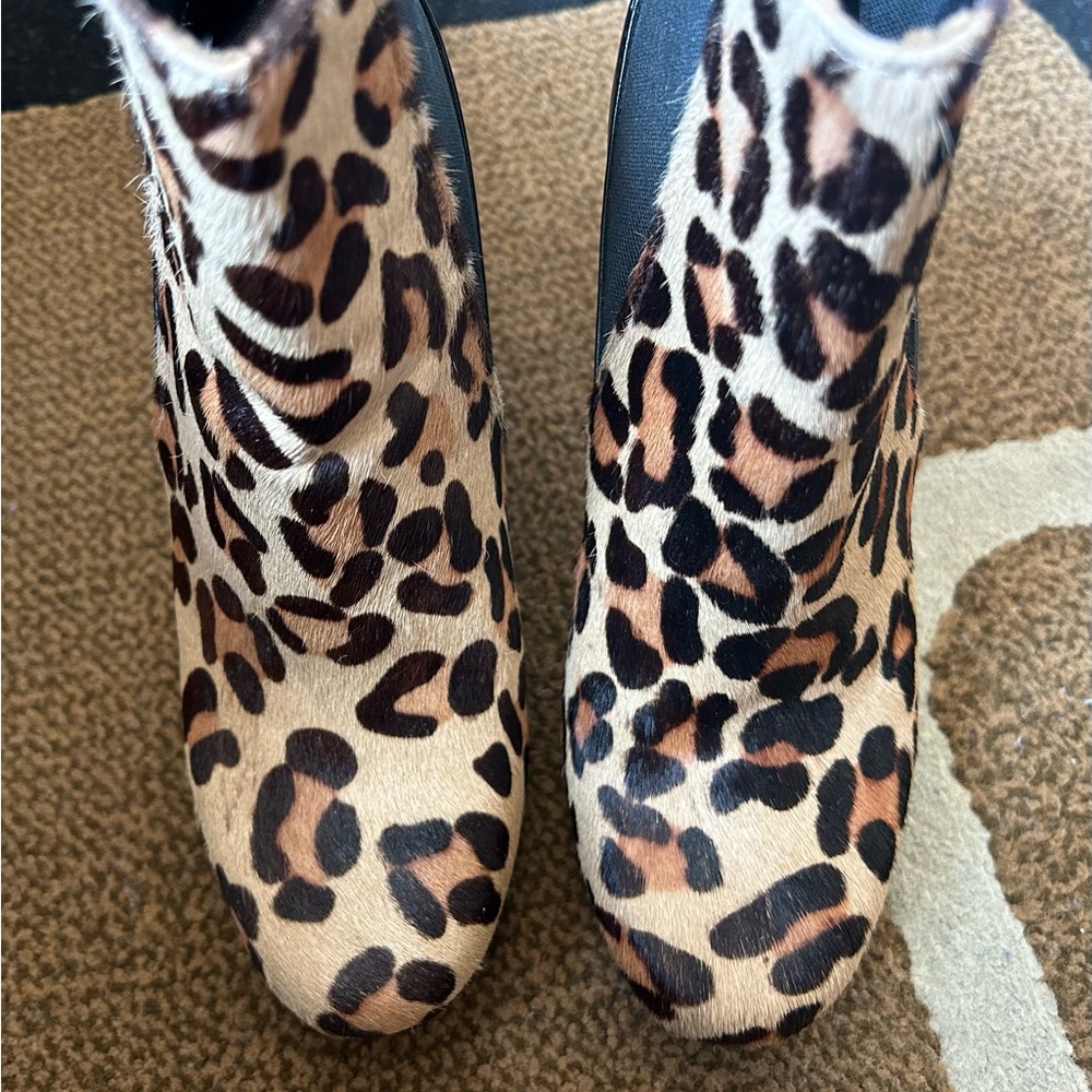 Calvin Klein Women’s Booties - Picture 7 of 8
